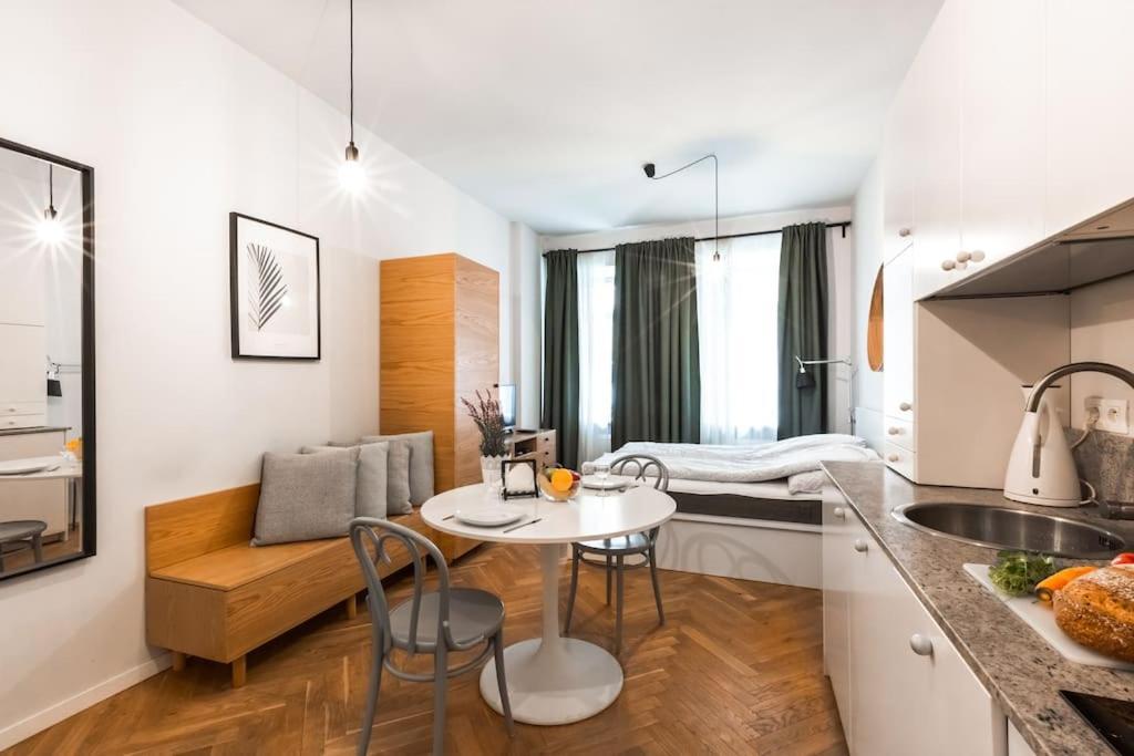 Cute Apartment Perfect For Business And Travel. 华沙 外观 照片
