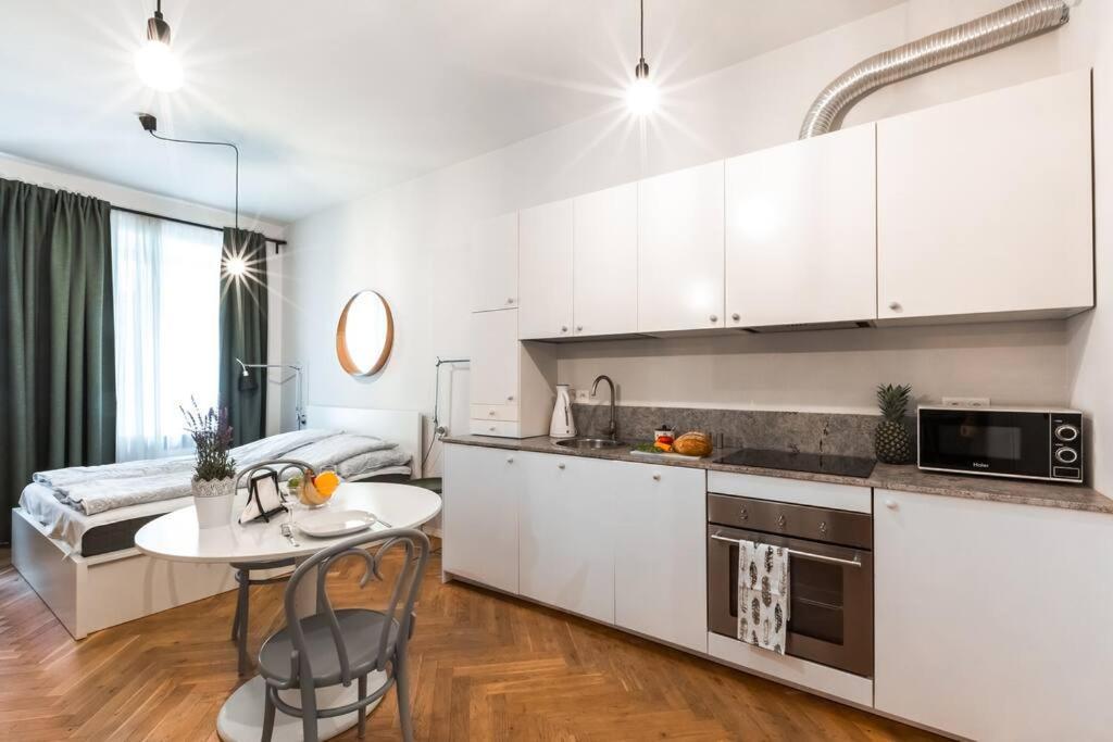 Cute Apartment Perfect For Business And Travel. 华沙 外观 照片